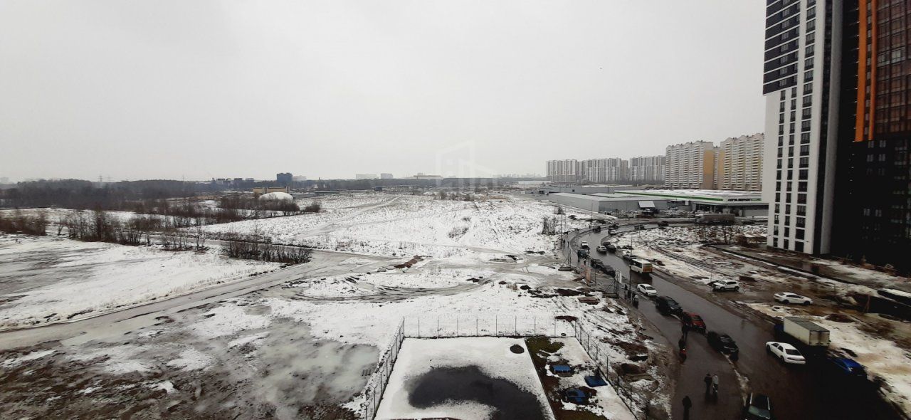 однокомнатная квартира в Санкт-Петербурге по адресу: Плесецкая ул., 20, к 1