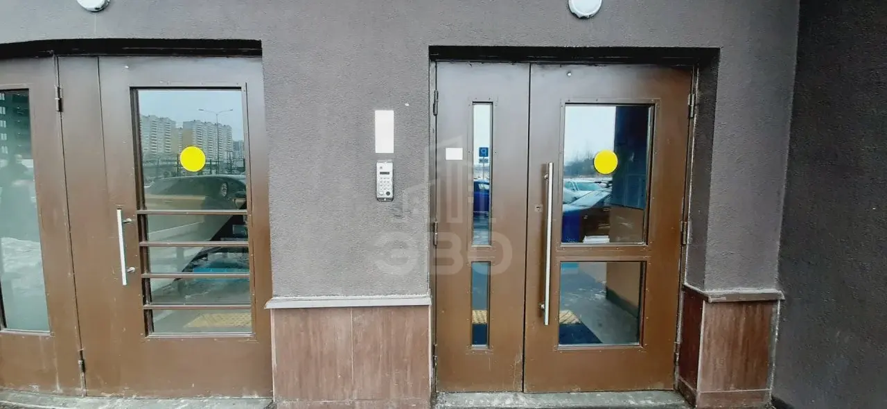 однокомнатная квартира в Санкт-Петербурге по адресу: Плесецкая ул., 20, к 1