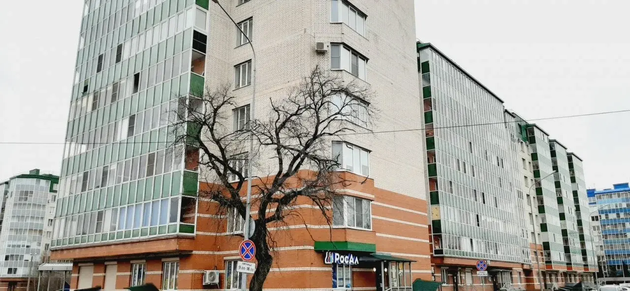 однокомнатная квартира в Санкт-Петербурге по адресу: Жерновская 6-я ул., 19