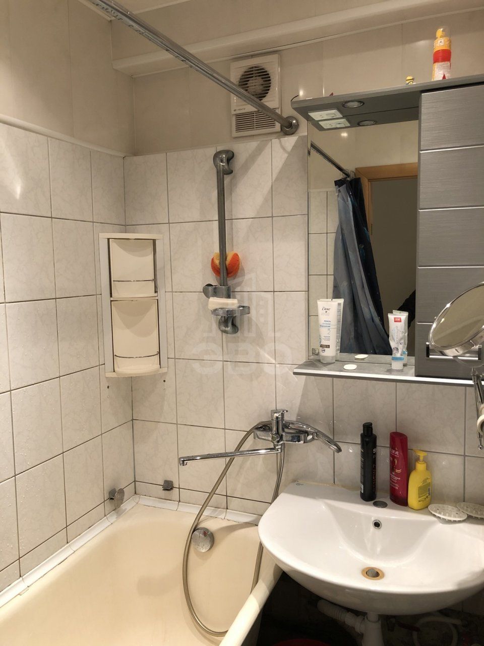 комната в Санкт-Петербурге по адресу: Энтузиастов проспект, 22, к 1