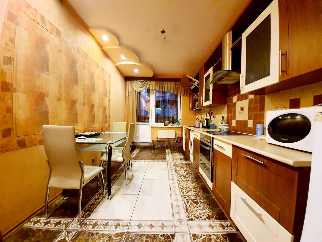 трехкомнатная квартира в Санкт-Петербурге по адресу: Шостаковича ул., 3, к 1