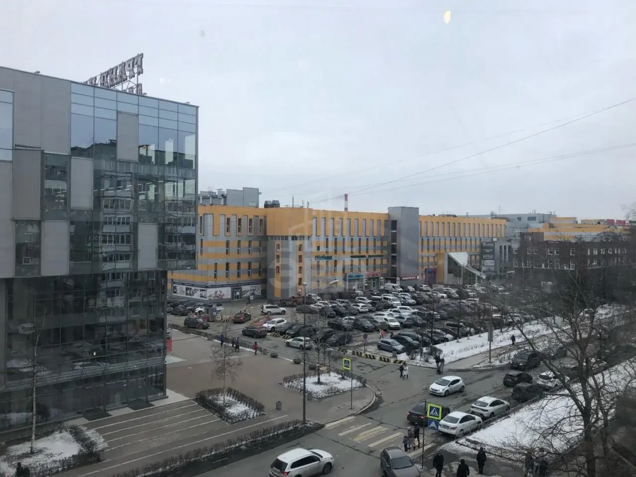 трехкомнатная квартира в Санкт-Петербурге по адресу: Шостаковича ул., 3, к 1