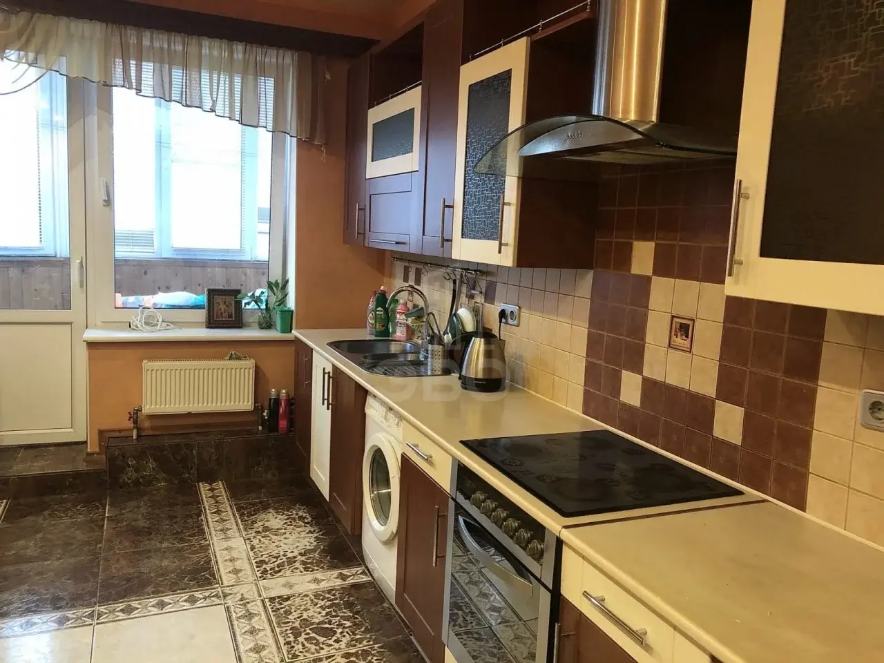 трехкомнатная квартира в Санкт-Петербурге по адресу: Шостаковича ул., 3, к 1