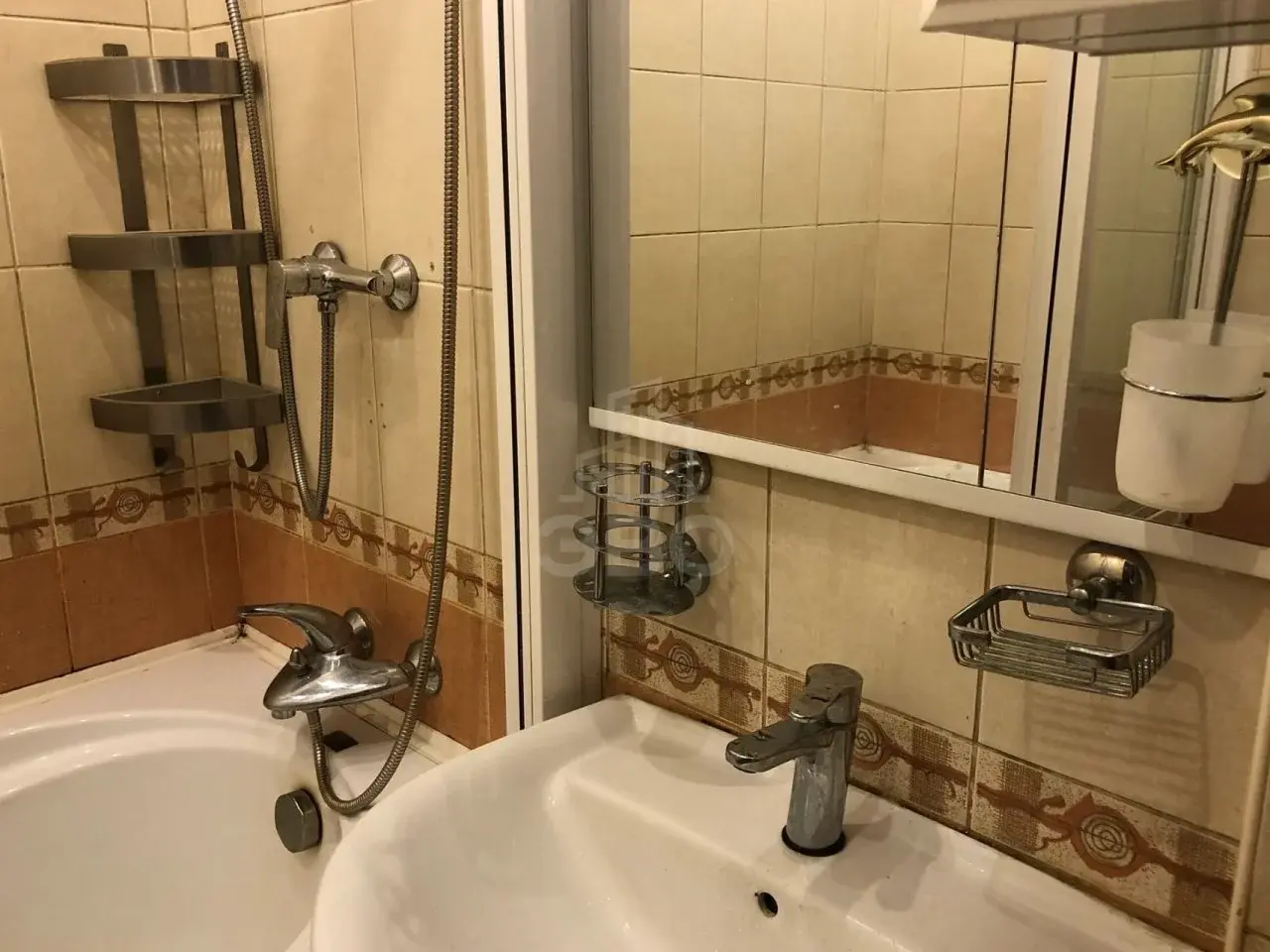 трехкомнатная квартира в Санкт-Петербурге по адресу: Шостаковича ул., 3, к 1