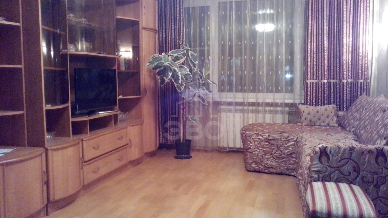 однокомнатная квартира в Санкт-Петербурге по адресу: КИМа проспект, 9