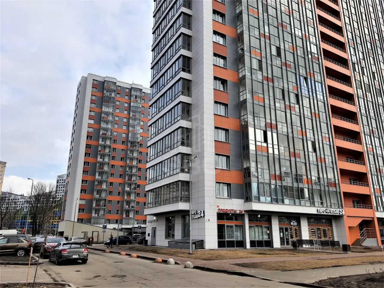 однокомнатная квартира в Санкт-Петербурге по адресу: Среднерогатская ул., 12, к 1