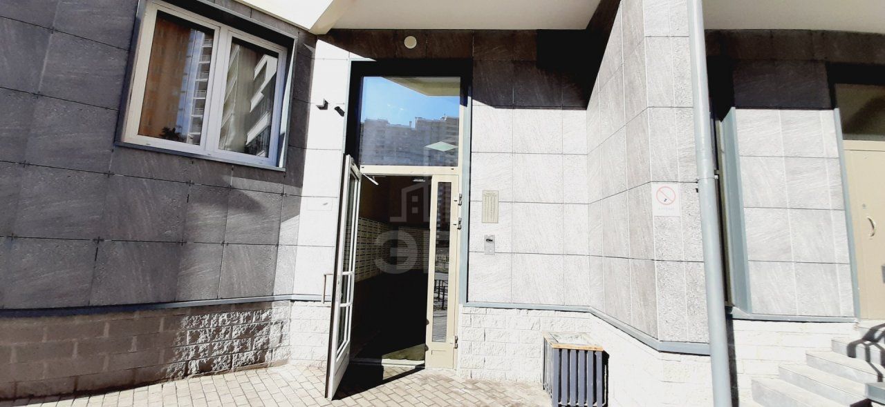 однокомнатная квартира в Санкт-Петербурге по адресу: Кушелевская дор., 7, к 1