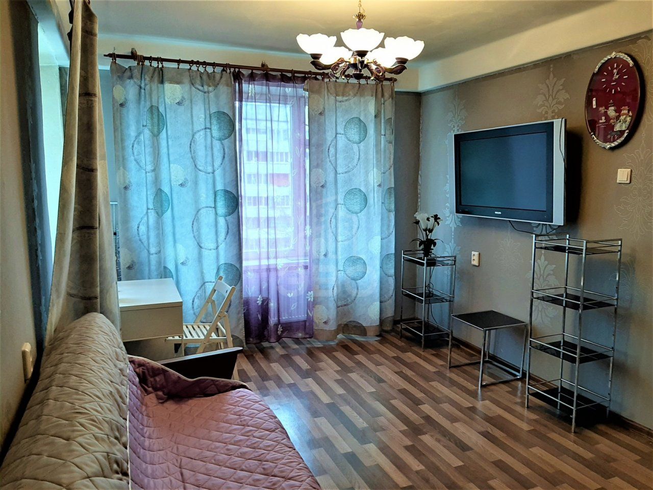 однокомнатная квартира в Санкт-Петербурге по адресу: Художников проспект, 33, к 1