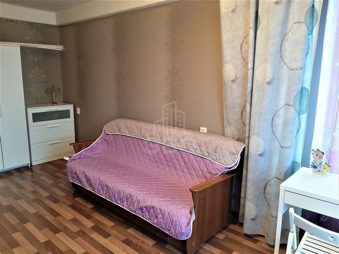 однокомнатная квартира в Санкт-Петербурге по адресу: Художников проспект, 33, к 1