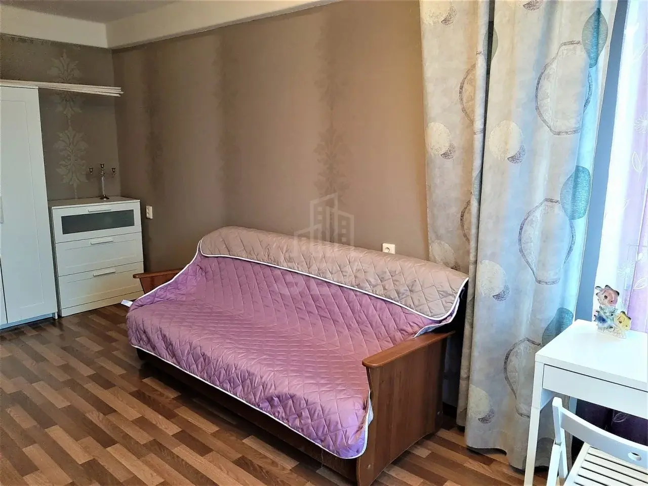 однокомнатная квартира в Санкт-Петербурге по адресу: Художников проспект, 33, к 1