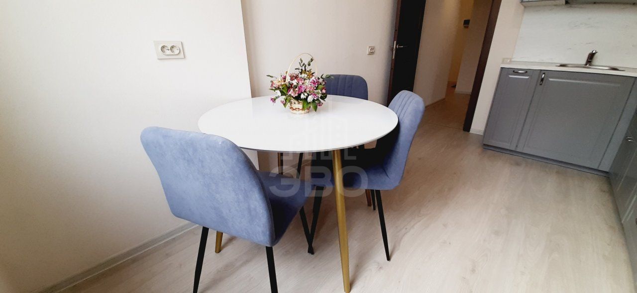 двухкомнатная квартира в Санкт-Петербурге по адресу: Малая Митрофаньевская ул., 5, к 1