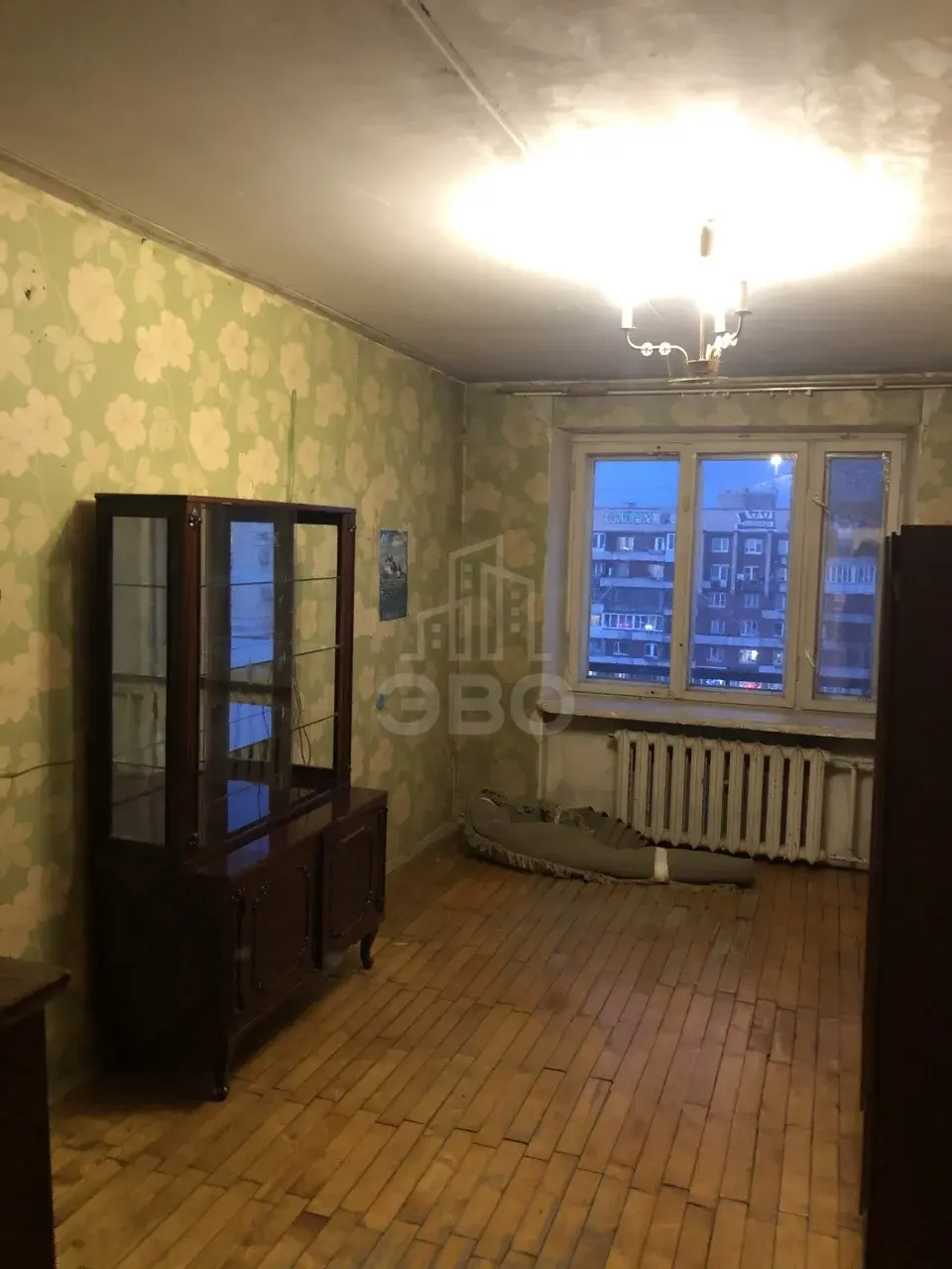 трехкомнатная квартира в Санкт-Петербурге по адресу: Бухарестская ул., 23, к 1