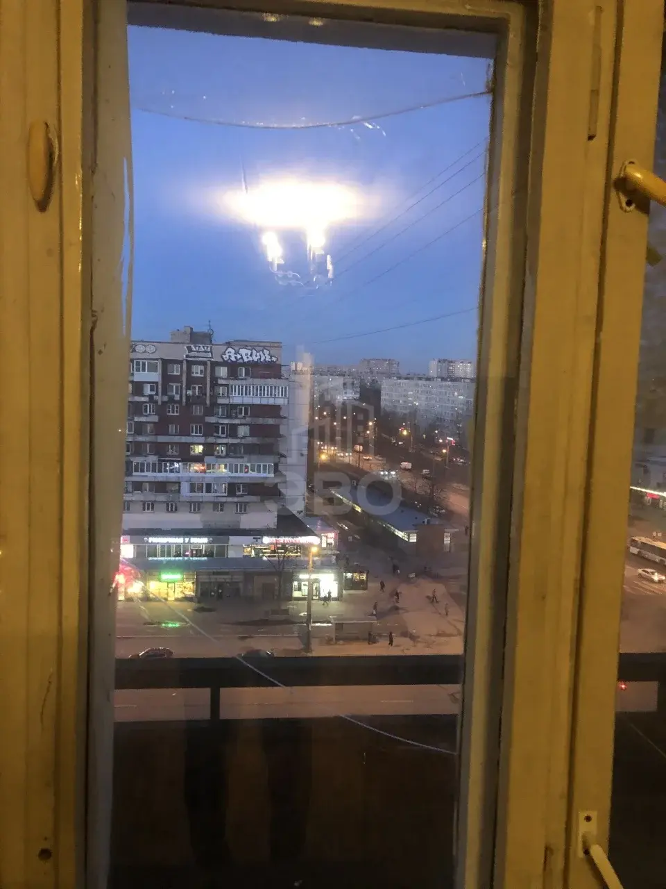трехкомнатная квартира в Санкт-Петербурге по адресу: Бухарестская ул., 23, к 1