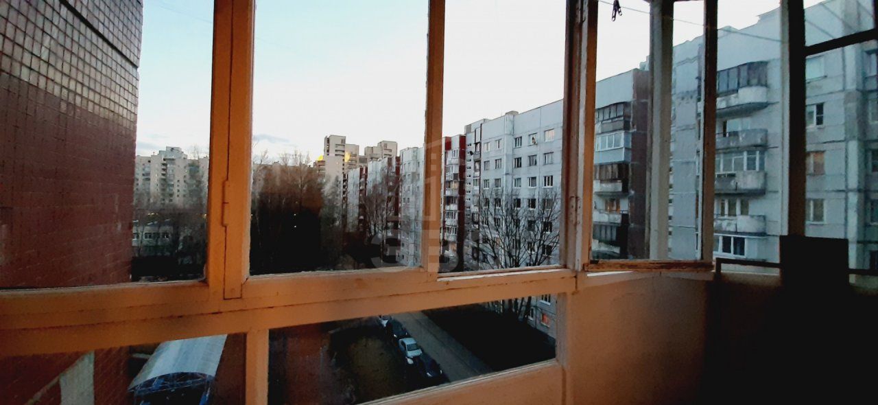 двухкомнатная квартира в Санкт-Петербурге по адресу: Наличная ул., 40, к 7