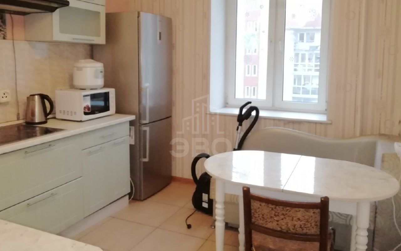 однокомнатная квартира в Санкт-Петербурге по адресу: Новобелицкая ул., 6, к 1