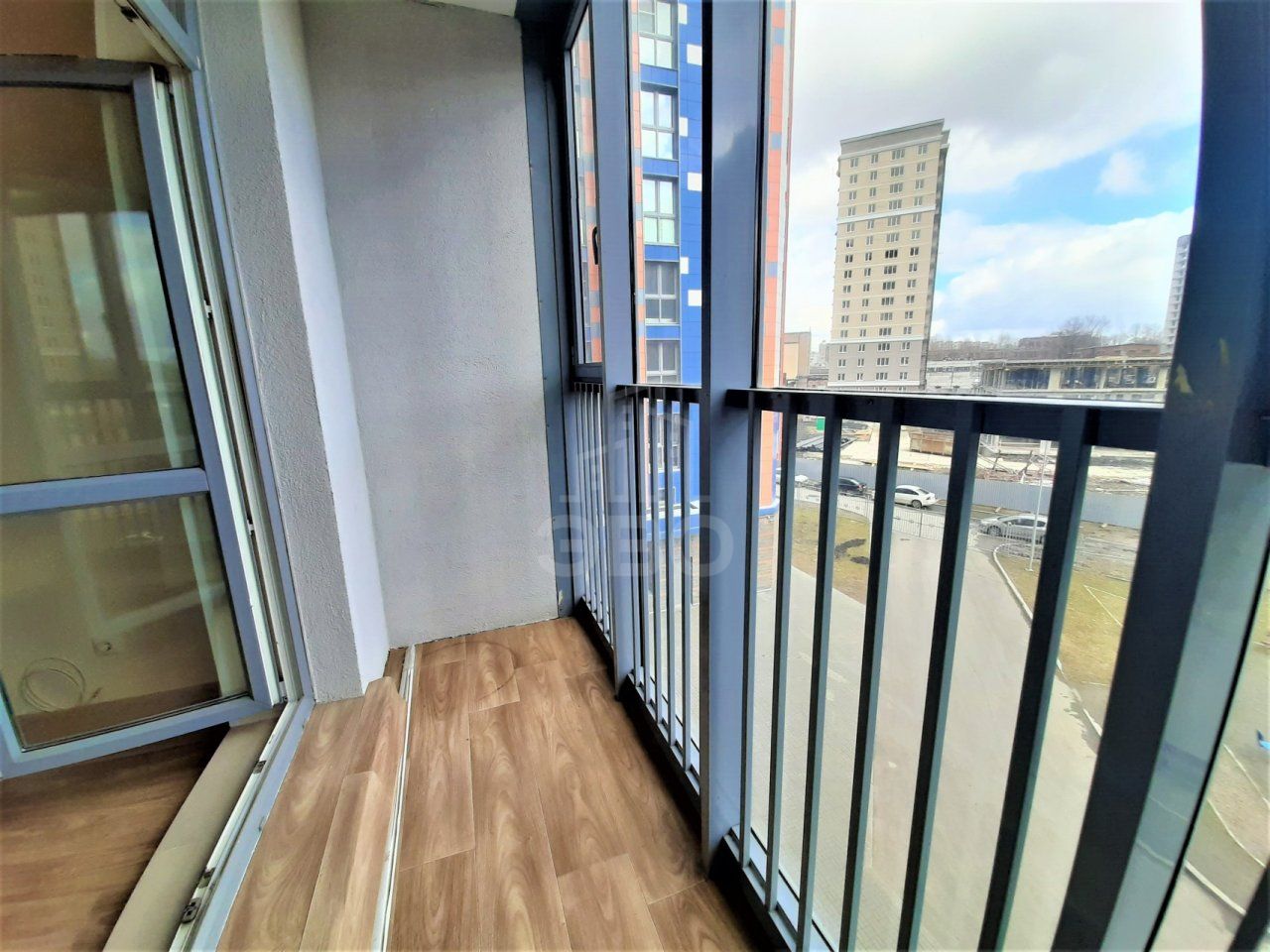 однокомнатная квартира в Санкт-Петербурге по адресу: Среднерогатская ул., 10, к 1