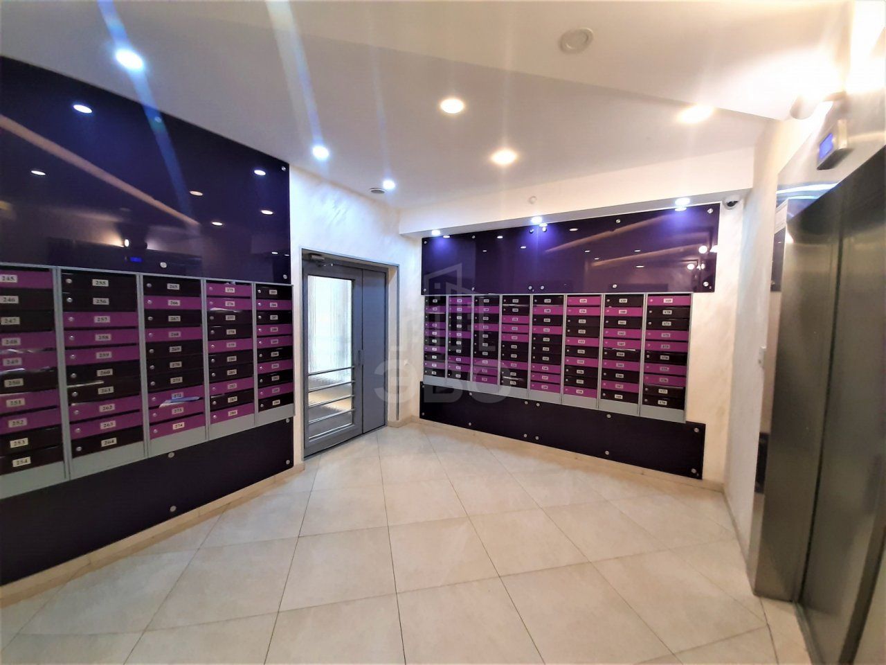 однокомнатная квартира в Санкт-Петербурге по адресу: Среднерогатская ул., 10, к 1