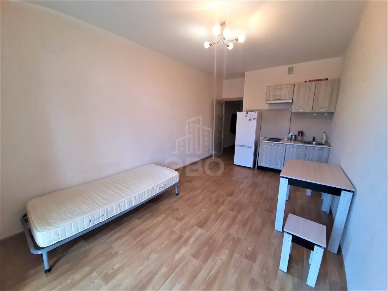 однокомнатная квартира в Санкт-Петербурге по адресу: Среднерогатская ул., 10, к 1