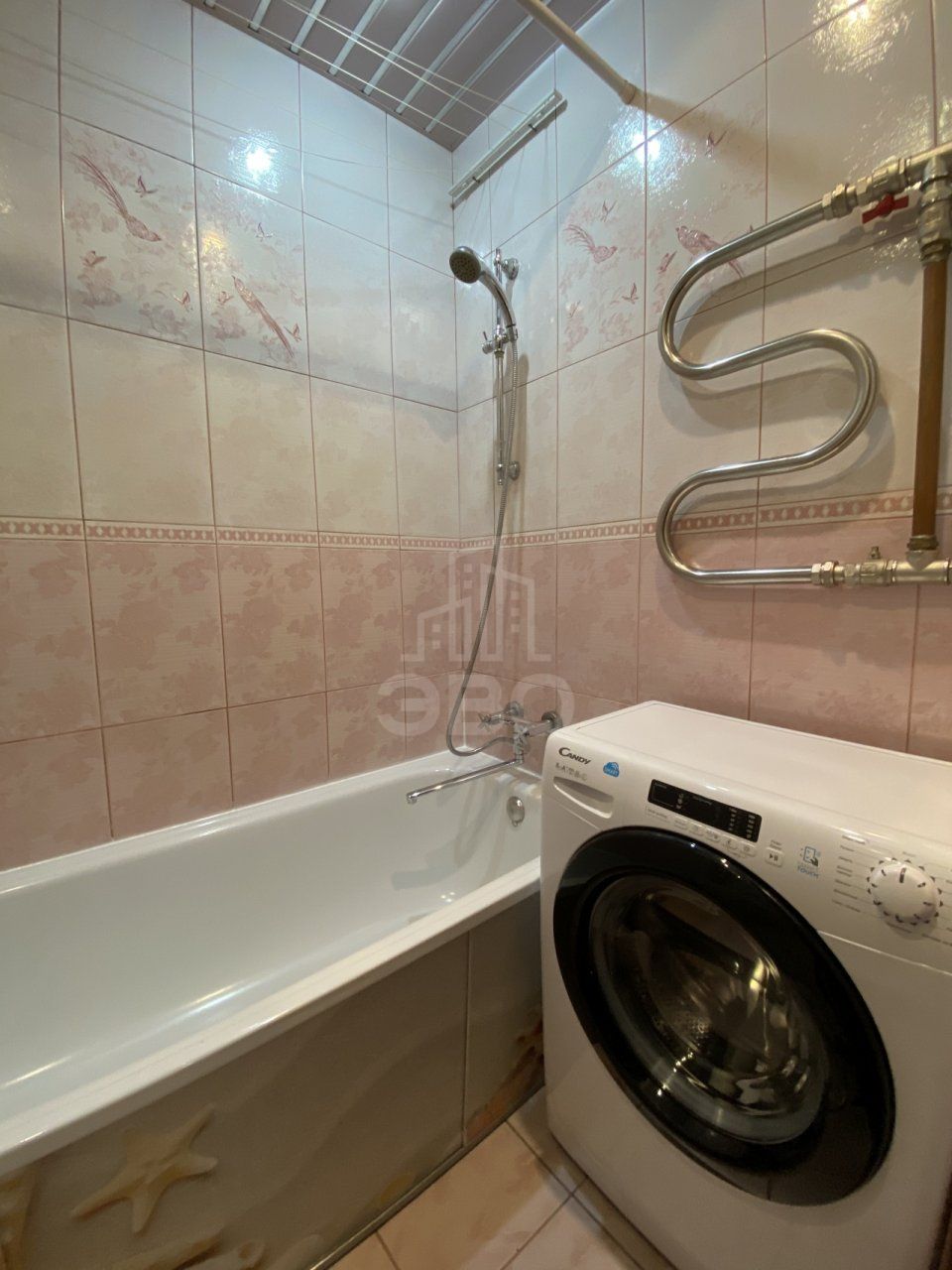 двухкомнатная квартира в Санкт-Петербурге по адресу: Караваевская ул., 28, к 1