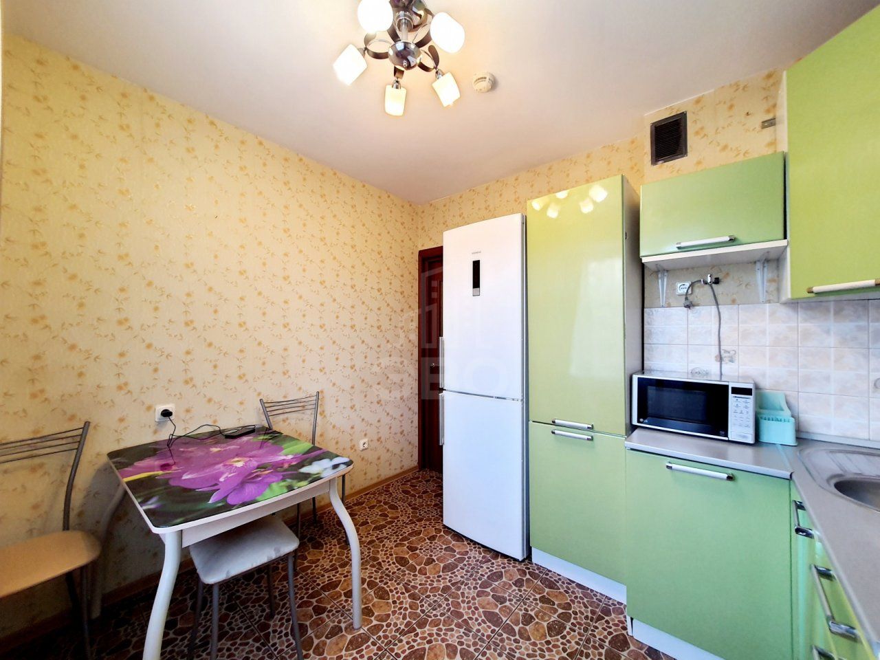 двухкомнатная квартира в Санкт-Петербурге по адресу: Караваевская ул., 28, к 1