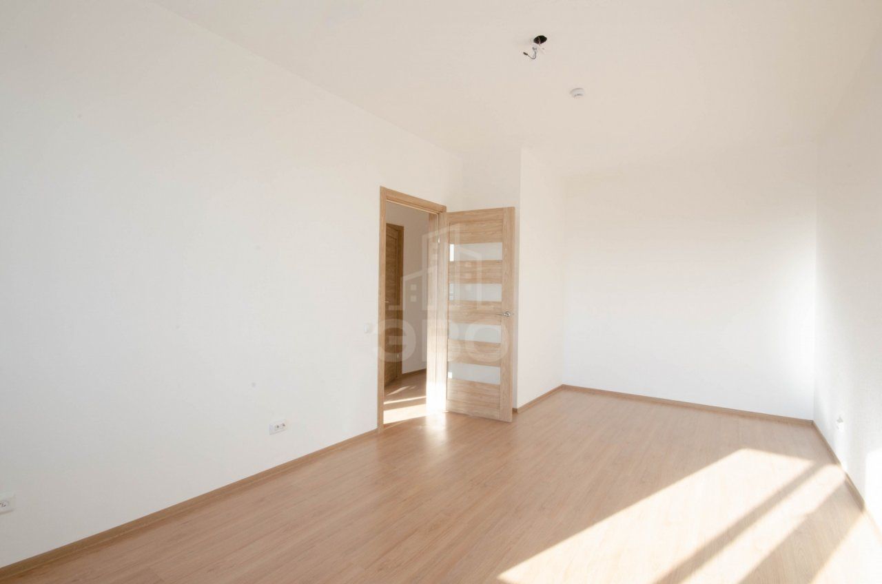 однокомнатная квартира в Санкт-Петербурге по адресу: Евгения Шварца аллея, 5