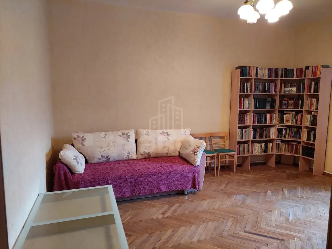 многокомнатная квартира в Санкт-Петербурге по адресу: Бухарестская ул., 59, литера Б