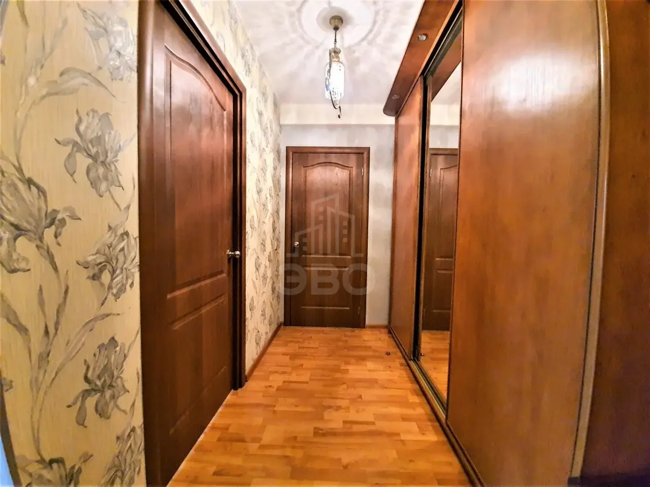трехкомнатная квартира в Санкт-Петербурге по адресу: Луначарского проспект, 88, к 1