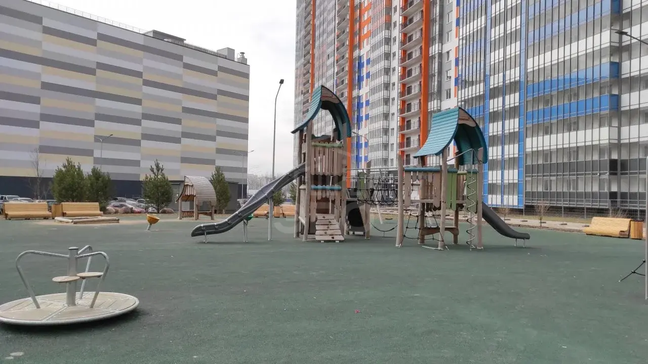 однокомнатная квартира в Санкт-Петербурге по адресу: Плесецкая ул., 10