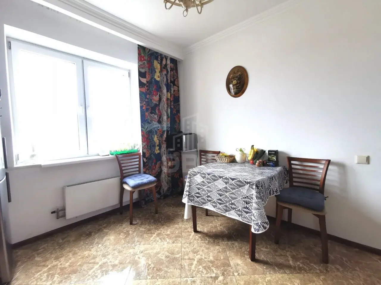 трехкомнатная квартира в Санкт-Петербурге по адресу: Парашютная ул., 56, к 1, литера а