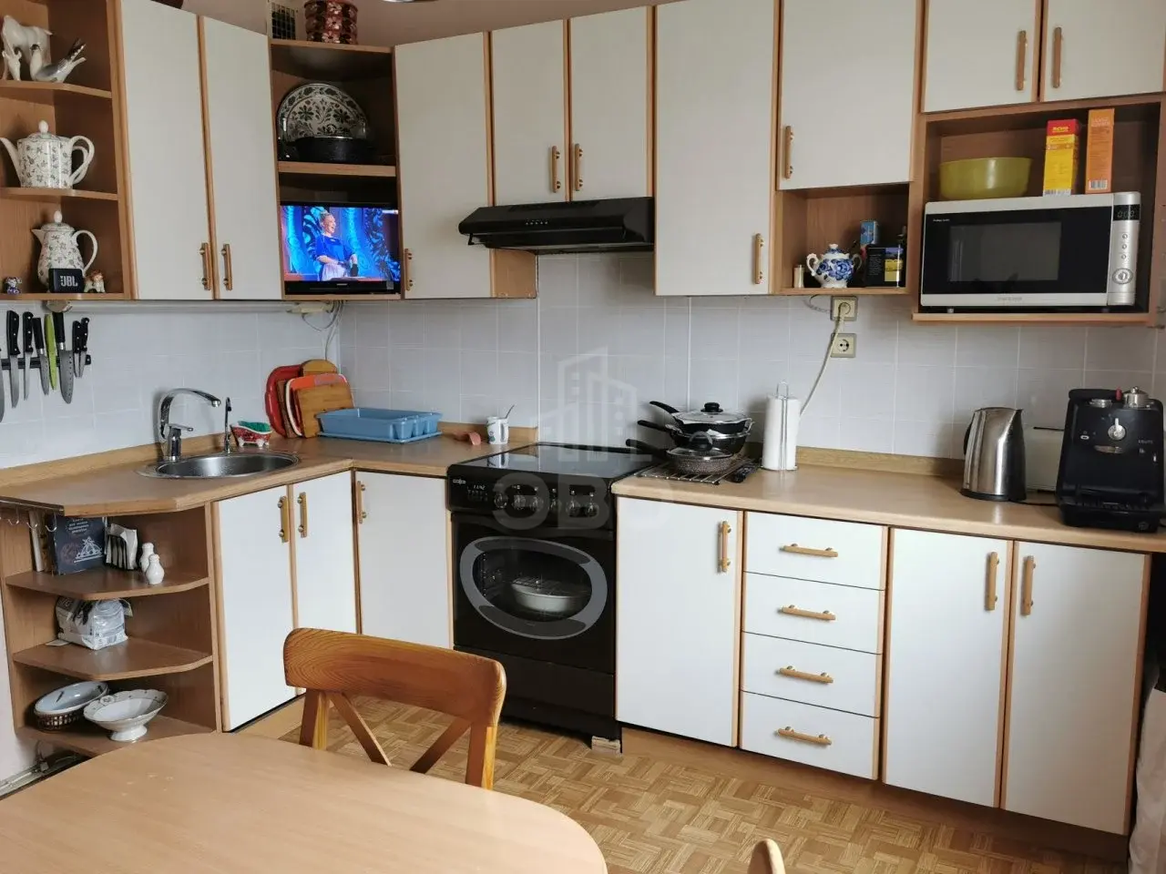 трехкомнатная квартира в Санкт-Петербурге по адресу: Планерная ул., 73, к 4, литера А