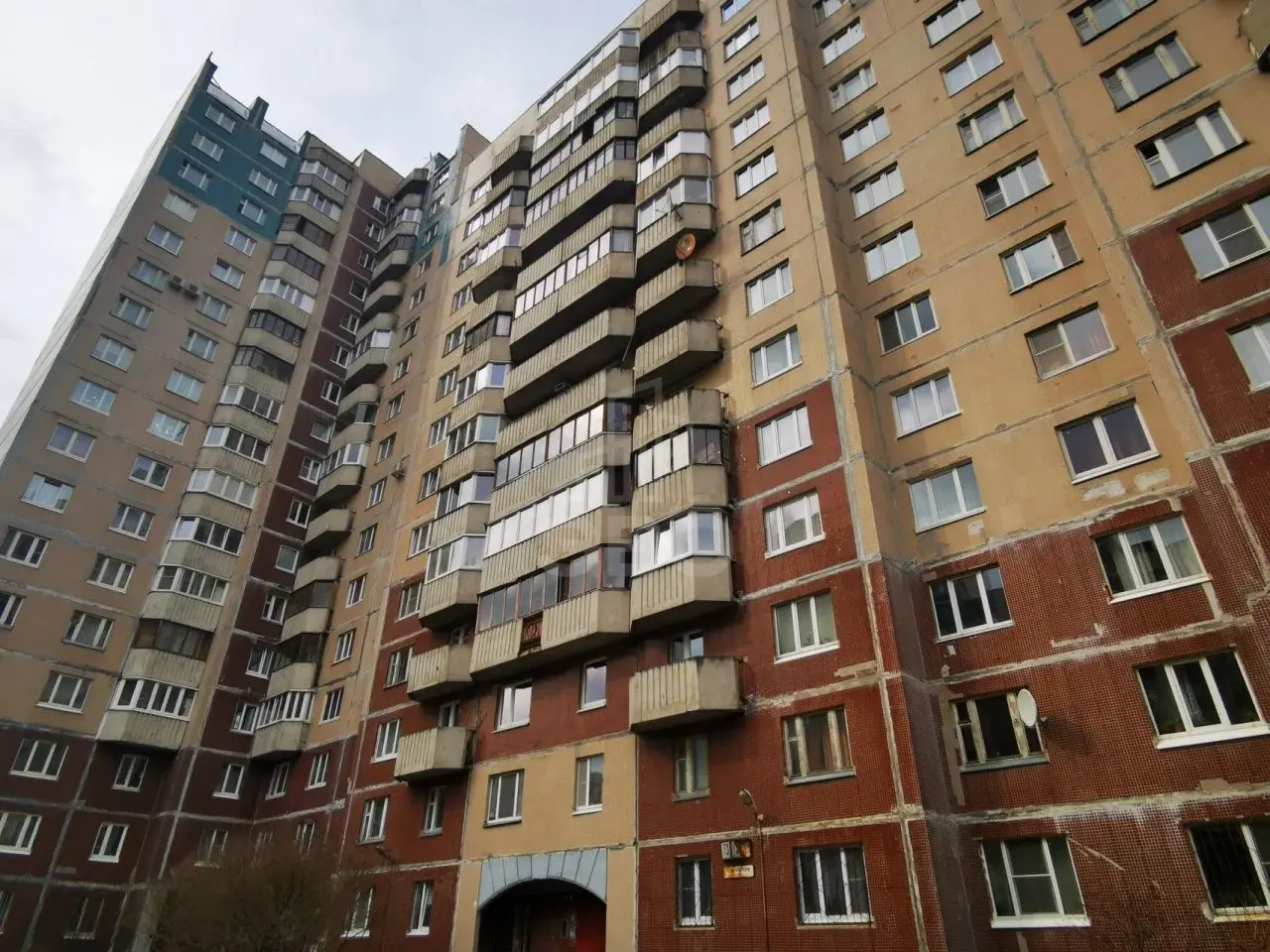 трехкомнатная квартира в Санкт-Петербурге по адресу: Планерная ул., 73, к 4, литера А