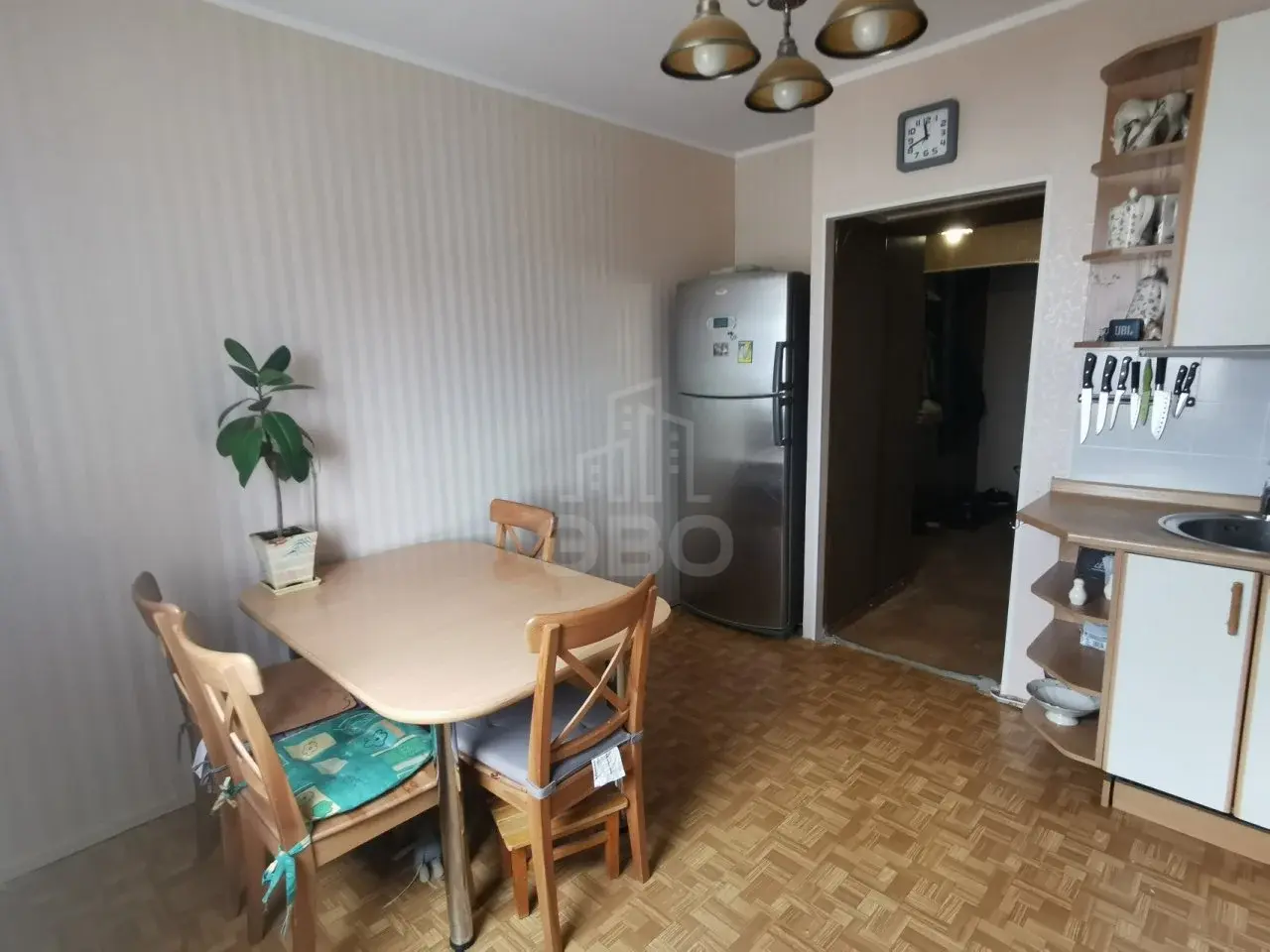трехкомнатная квартира в Санкт-Петербурге по адресу: Планерная ул., 73, к 4, литера А