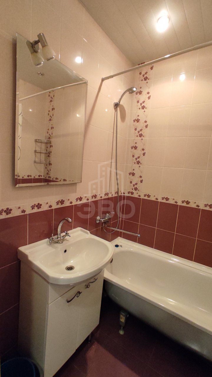 однокомнатная квартира в Санкт-Петербурге по адресу: Русановская ул., 17, к 3