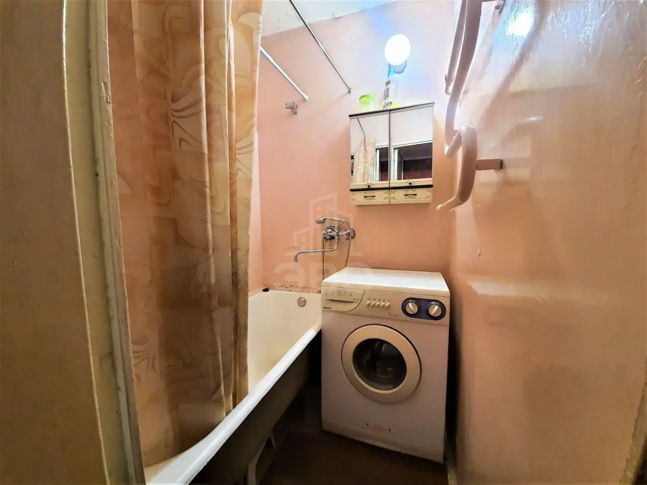 однокомнатная квартира в Санкт-Петербурге по адресу: Кустодиева ул., 4, к 2