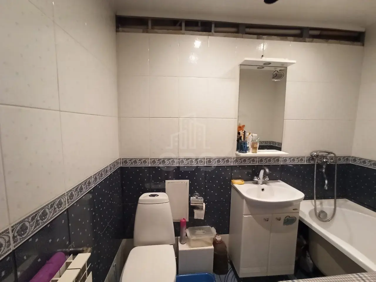 комната в Санкт-Петербурге по адресу: Новоизмайловский проспект, 30, к 2