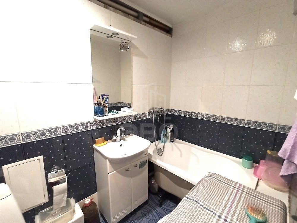 комната в Санкт-Петербурге по адресу: Новоизмайловский проспект, 30, к 2