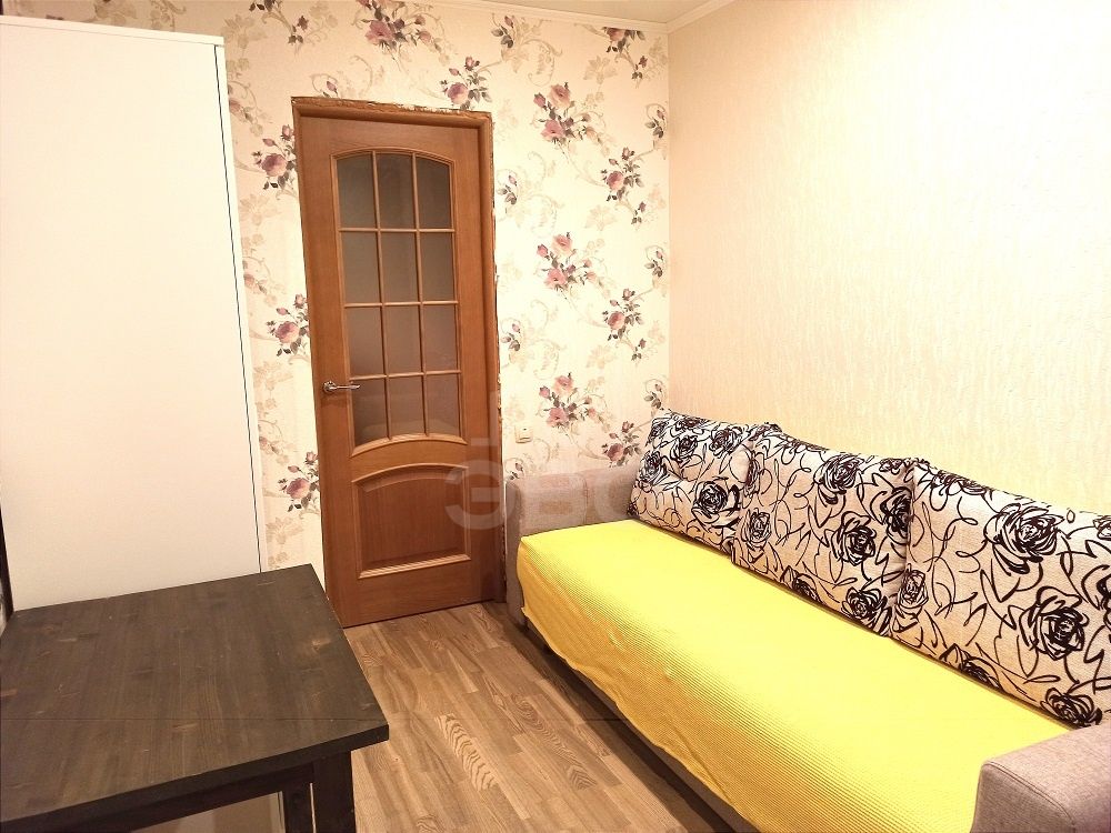 комната в Санкт-Петербурге по адресу: Новоизмайловский проспект, 30, к 2