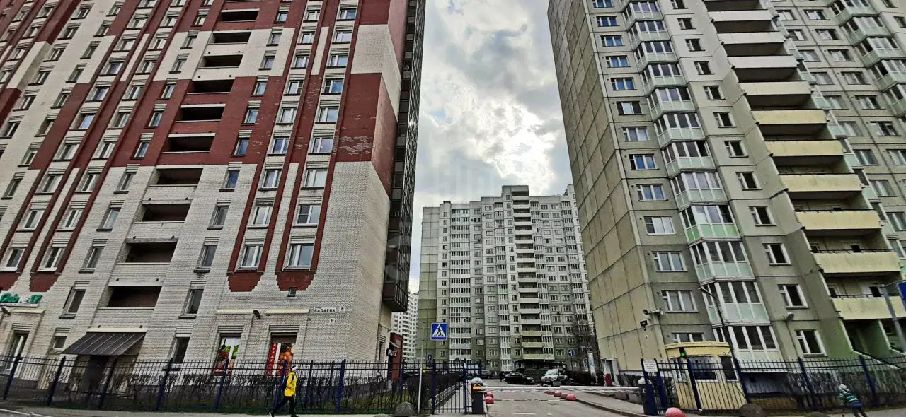 однокомнатная квартира в Санкт-Петербурге по адресу: Бадаева ул., 6, к 1, литера а