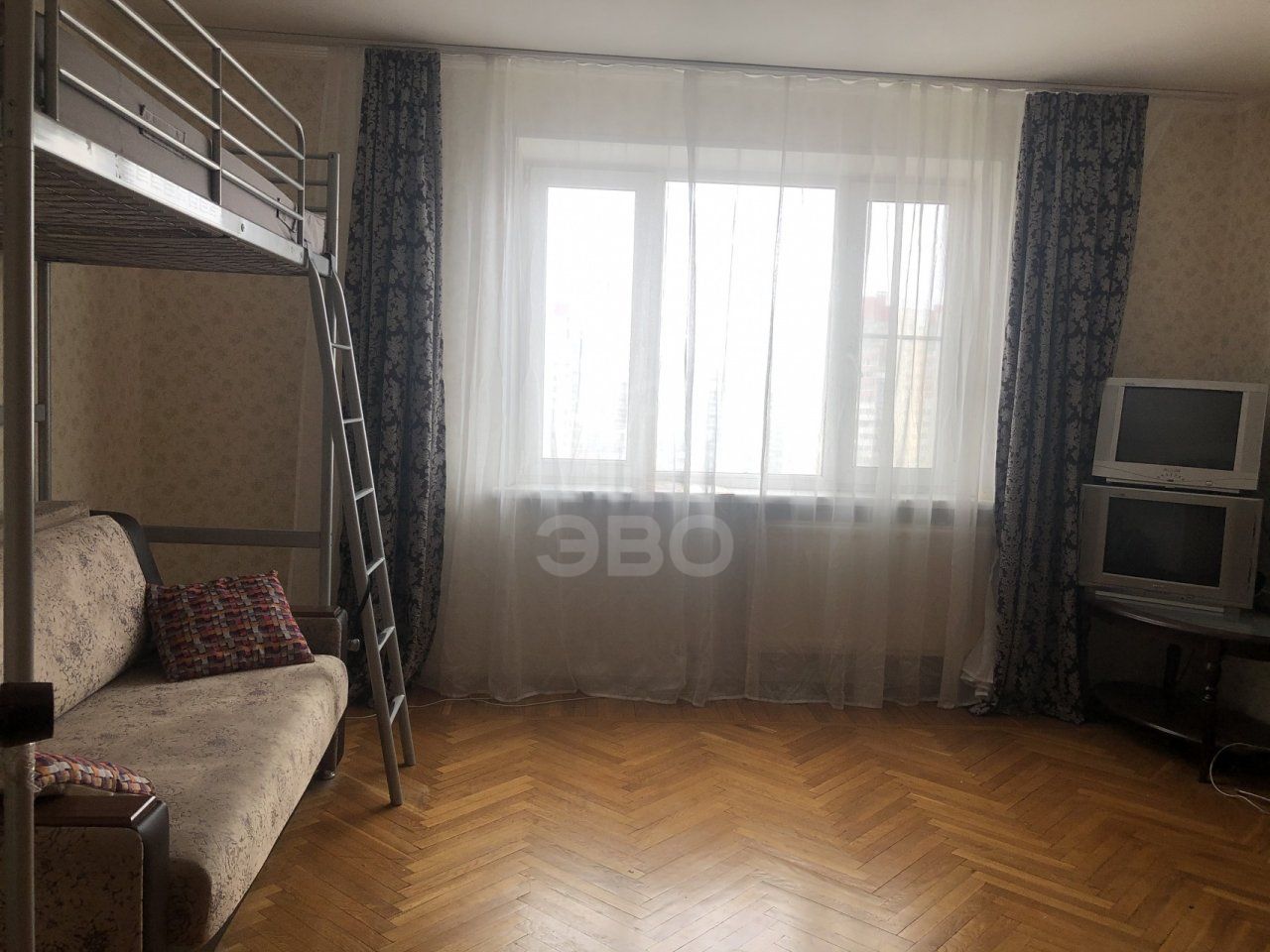 двухкомнатная квартира в Санкт-Петербурге по адресу: Индустриальный проспект, 17, к 3