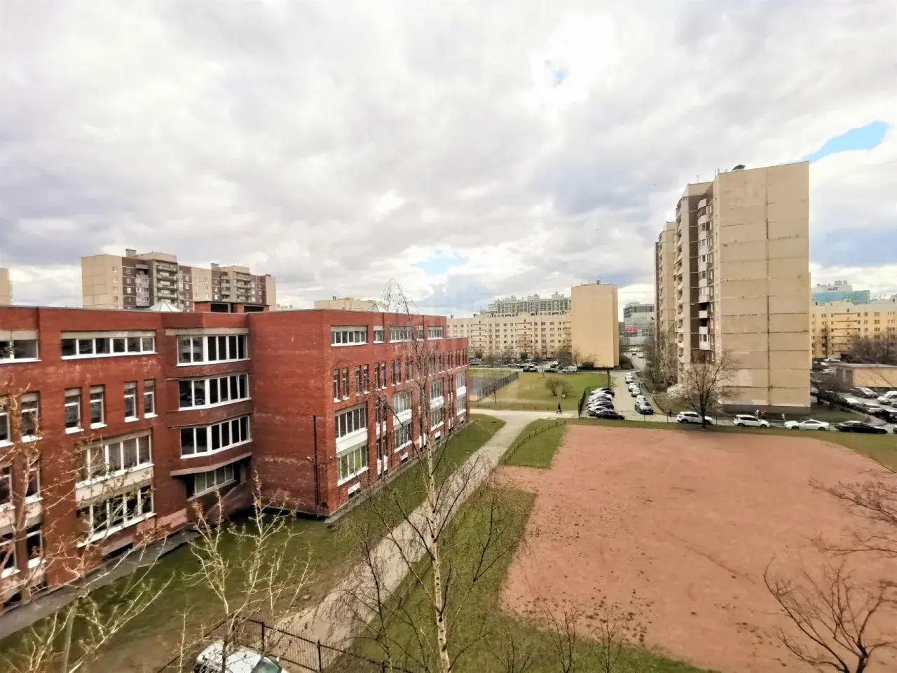 трехкомнатная квартира в Санкт-Петербурге по адресу: Савушкина ул., 115, к 3