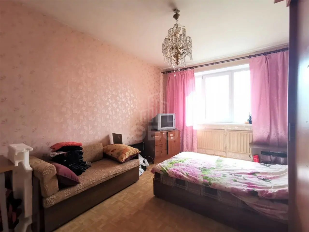 трехкомнатная квартира в Санкт-Петербурге по адресу: Савушкина ул., 115, к 3