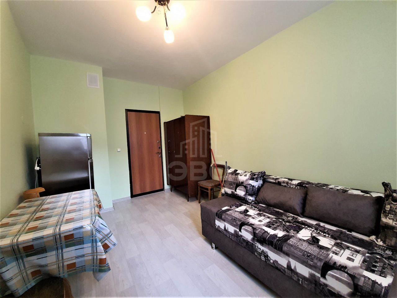 комната в Санкт-Петербурге по адресу: Жени Егоровой ул., 1/29