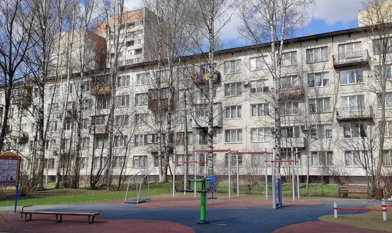 двухкомнатная квартира в Санкт-Петербурге по адресу: Светлановский проспект, 58, к 2