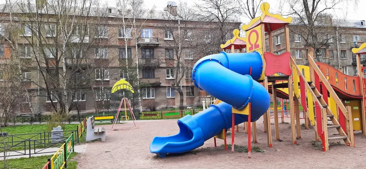 двухкомнатная квартира в Санкт-Петербурге по адресу: Октябрьская наб., 24, к 2, литера а