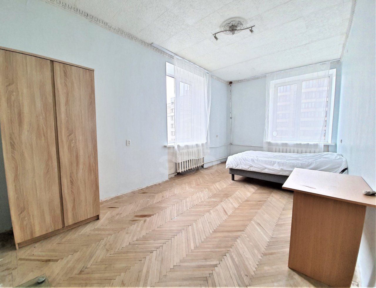 трехкомнатная квартира в Санкт-Петербурге по адресу: Смолячкова ул., 12