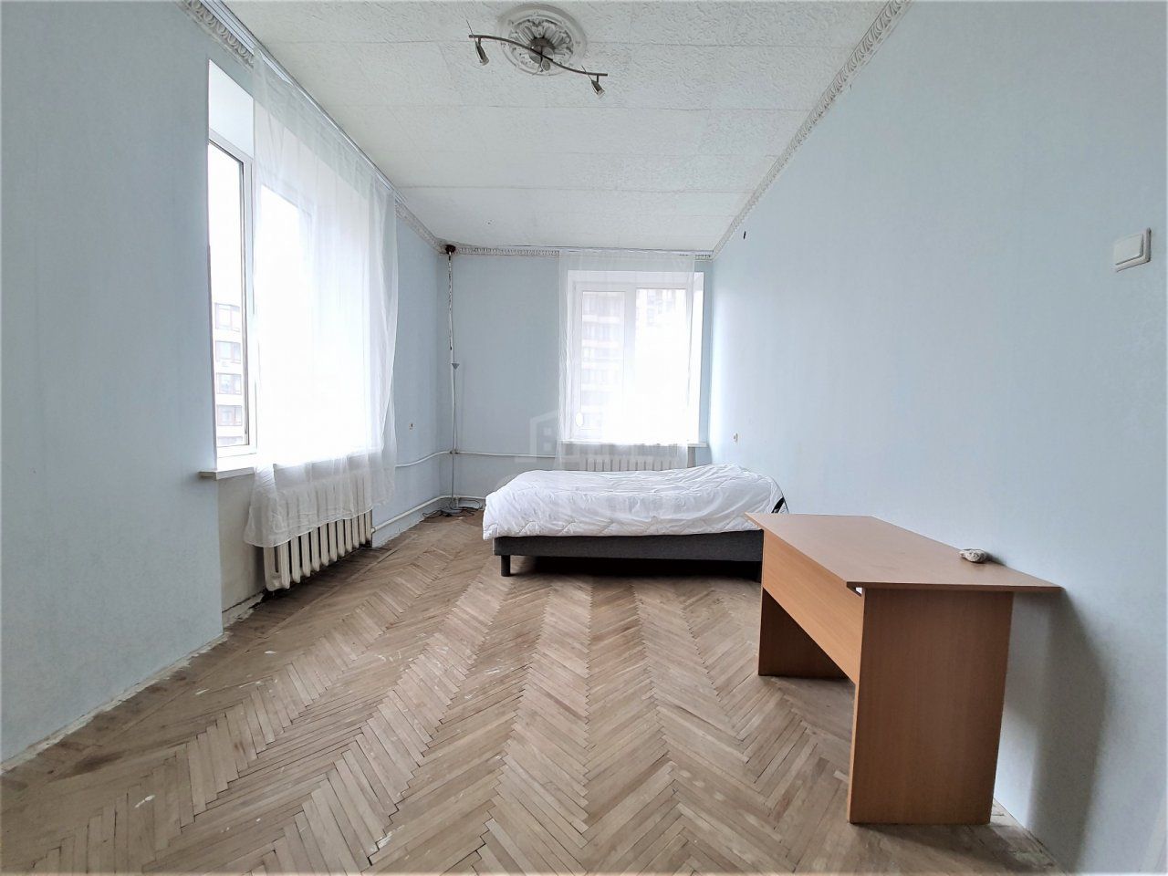 трехкомнатная квартира в Санкт-Петербурге по адресу: Смолячкова ул., 12