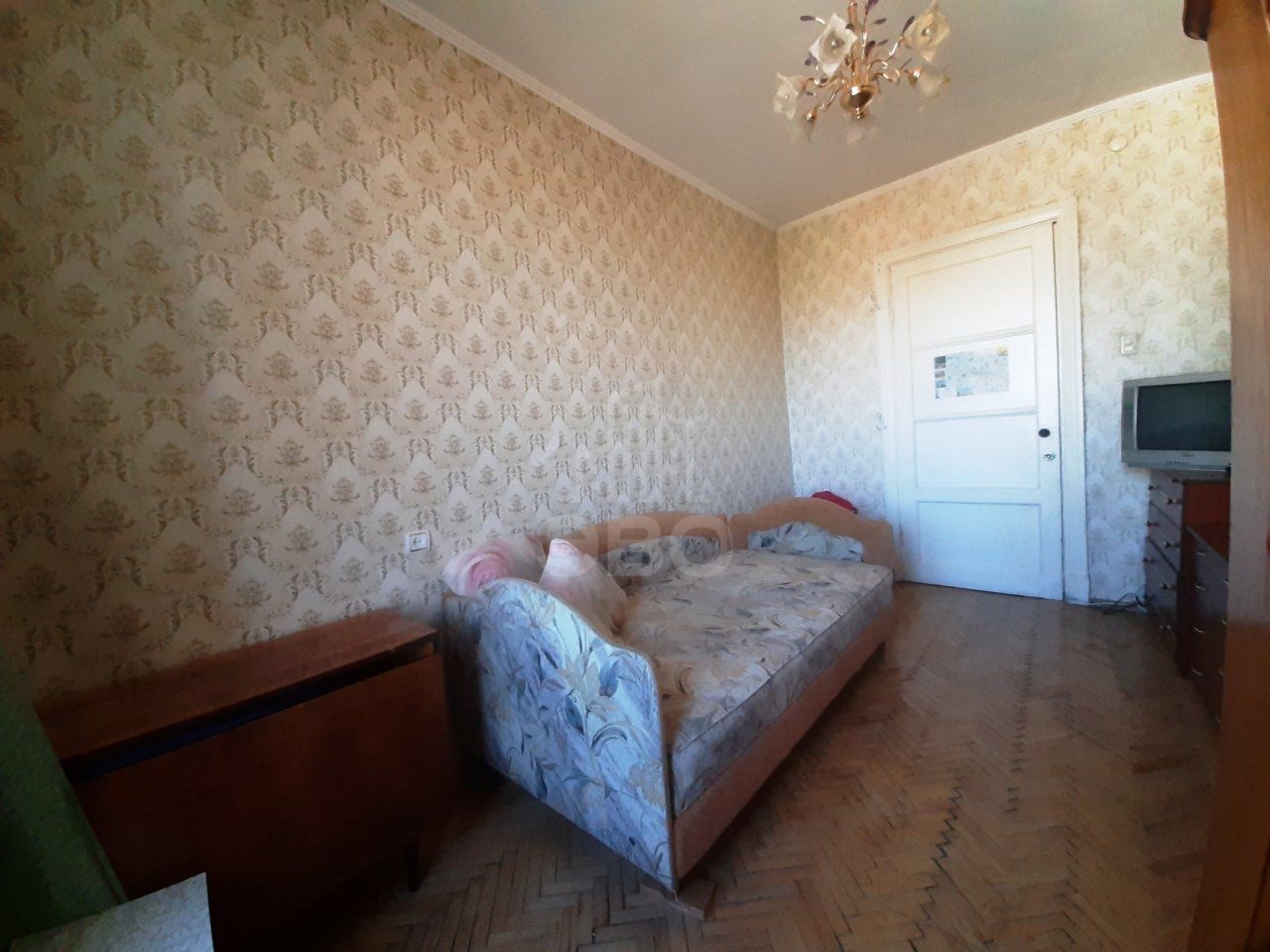 комната в Санкт-Петербурге по адресу: Возрождения ул., 19/38