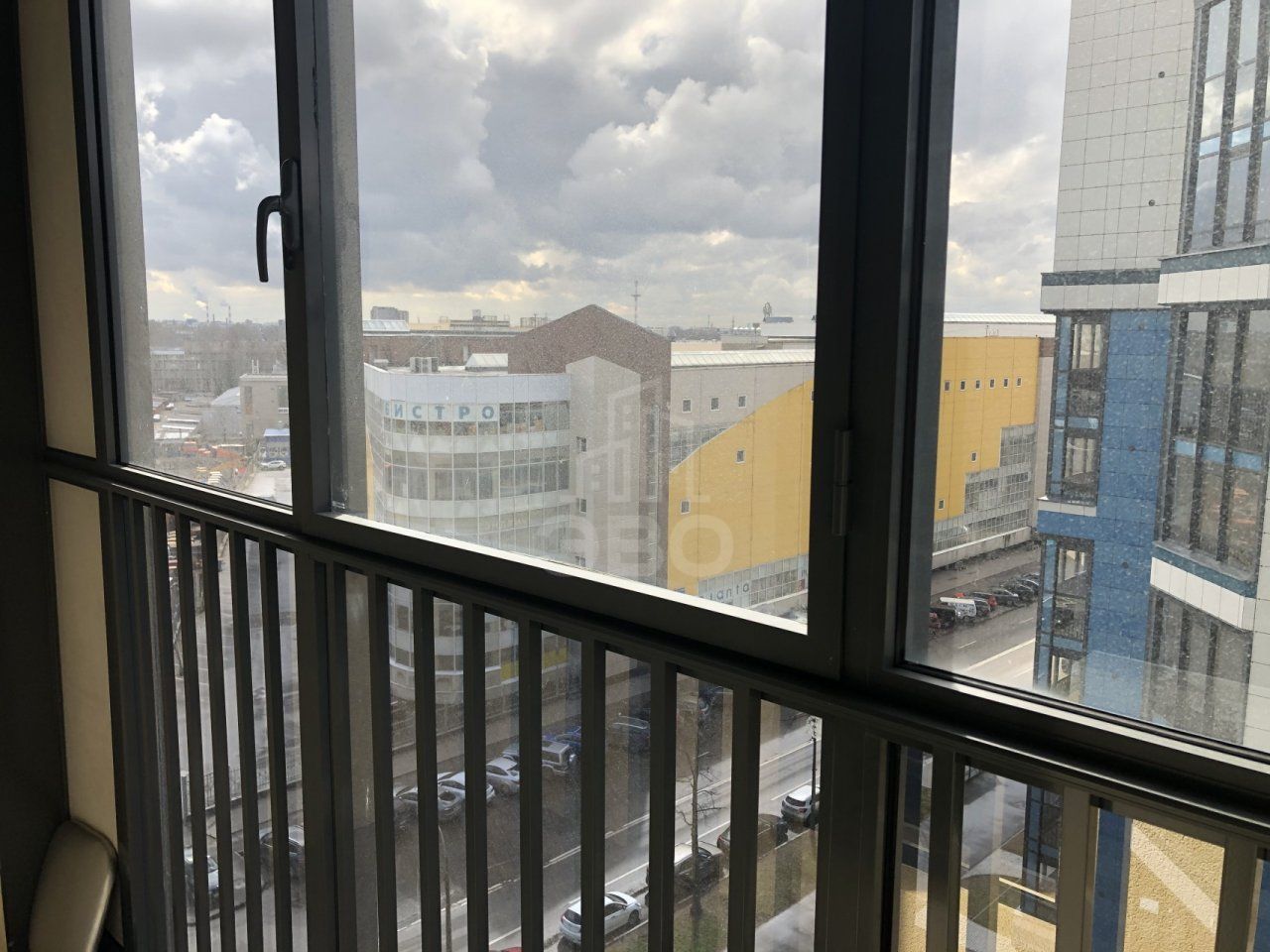 однокомнатная квартира в Санкт-Петербурге по адресу: Новолитовская ул., 14