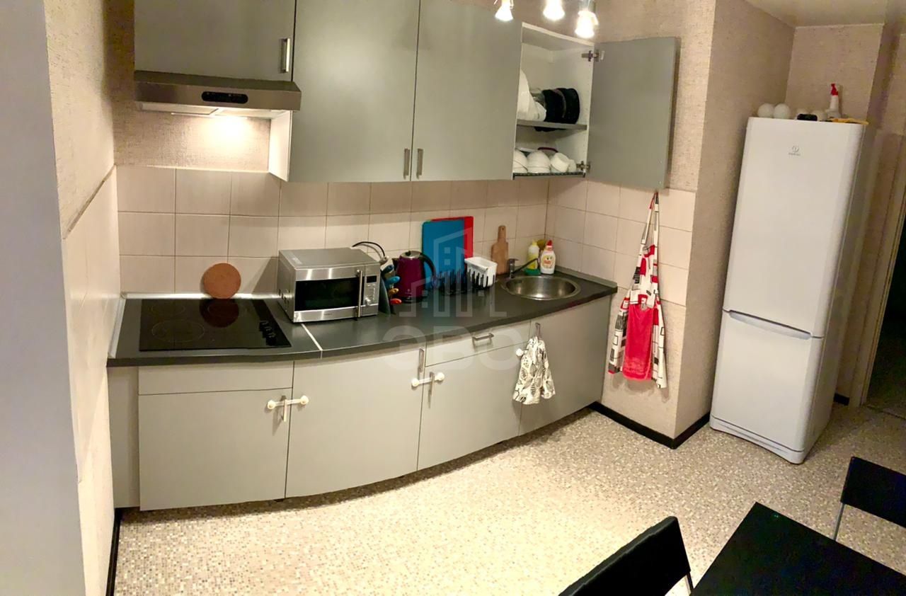 однокомнатная квартира в Санкт-Петербурге по адресу: Кузнецова проспект, 12, к 1