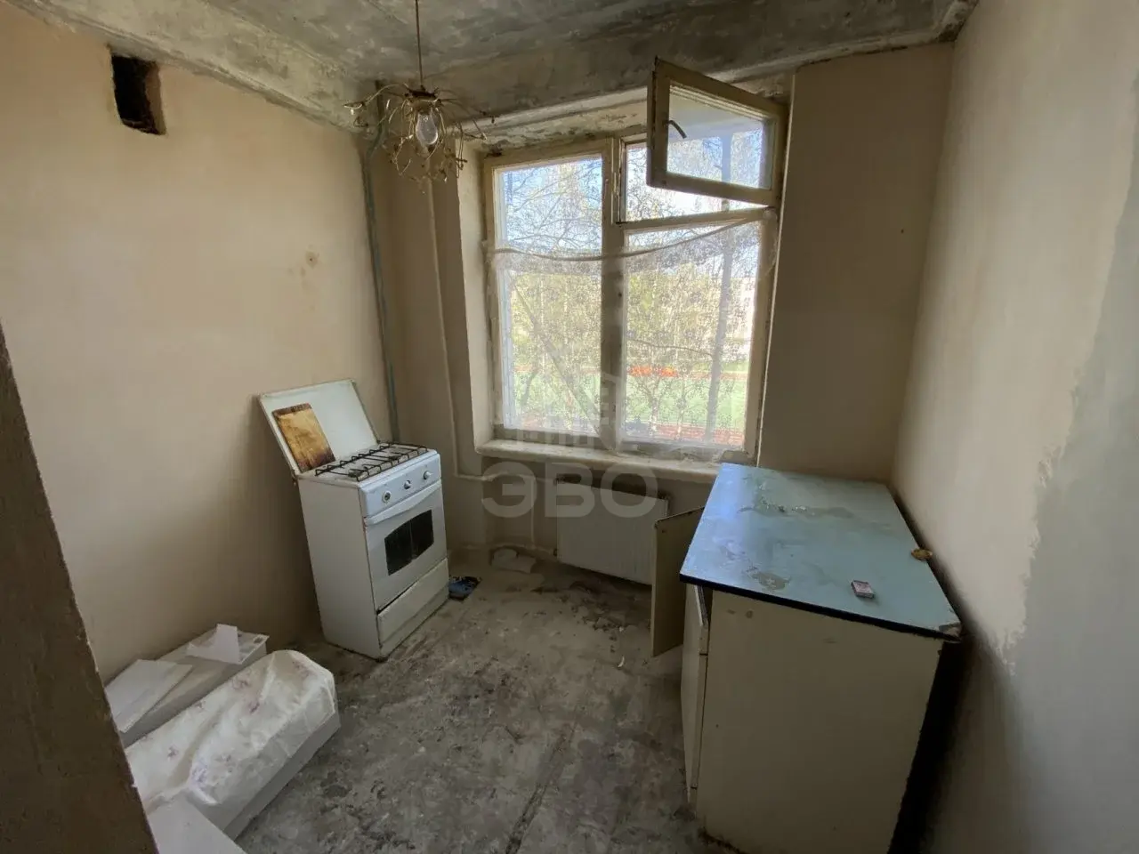 однокомнатная квартира в Санкт-Петербурге по адресу: Веры Слуцкой ул., 40